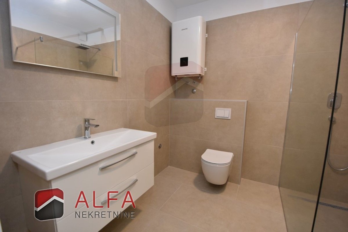 Hrvaška, Vodice, novogradnja, prodaja dvoetažni apartma, blizu morja