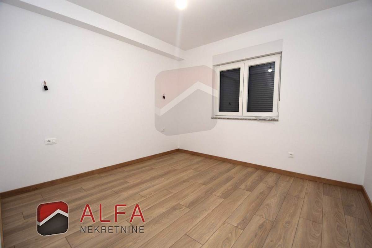 Hrvaška, Vodice, novogradnja, prodaja dvoetažni apartma, blizu morja