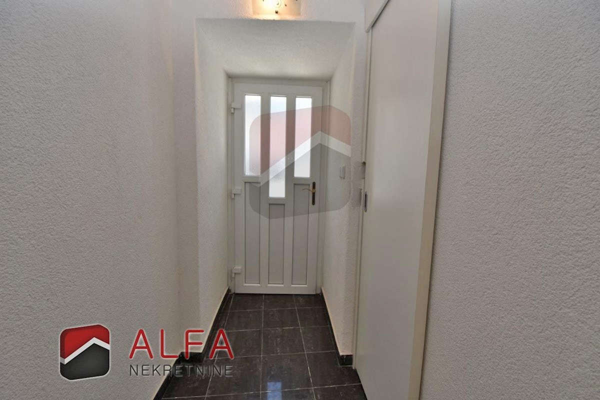 Hrvaška, Tribunj – prodaja dve sosednji hiši s panoramskim pogledom na morje