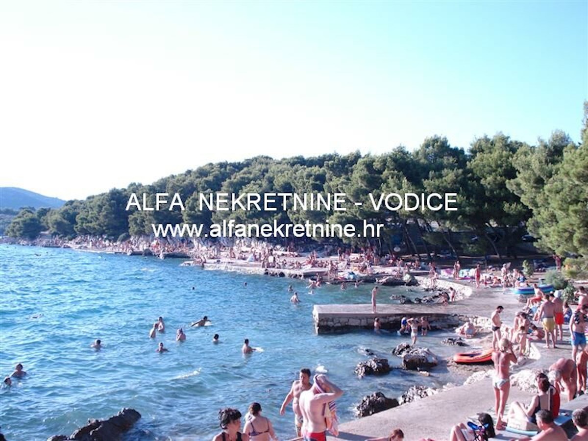 Hrvaška, Tribunj – prodaja dve sosednji hiši s panoramskim pogledom na morje