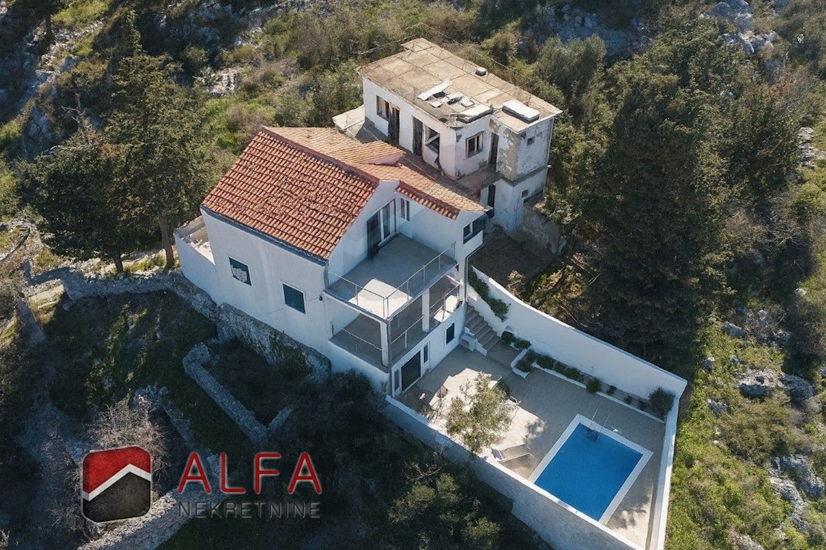 Hrvaška, Tribunj – prodaja dve sosednji hiši s panoramskim pogledom na morje