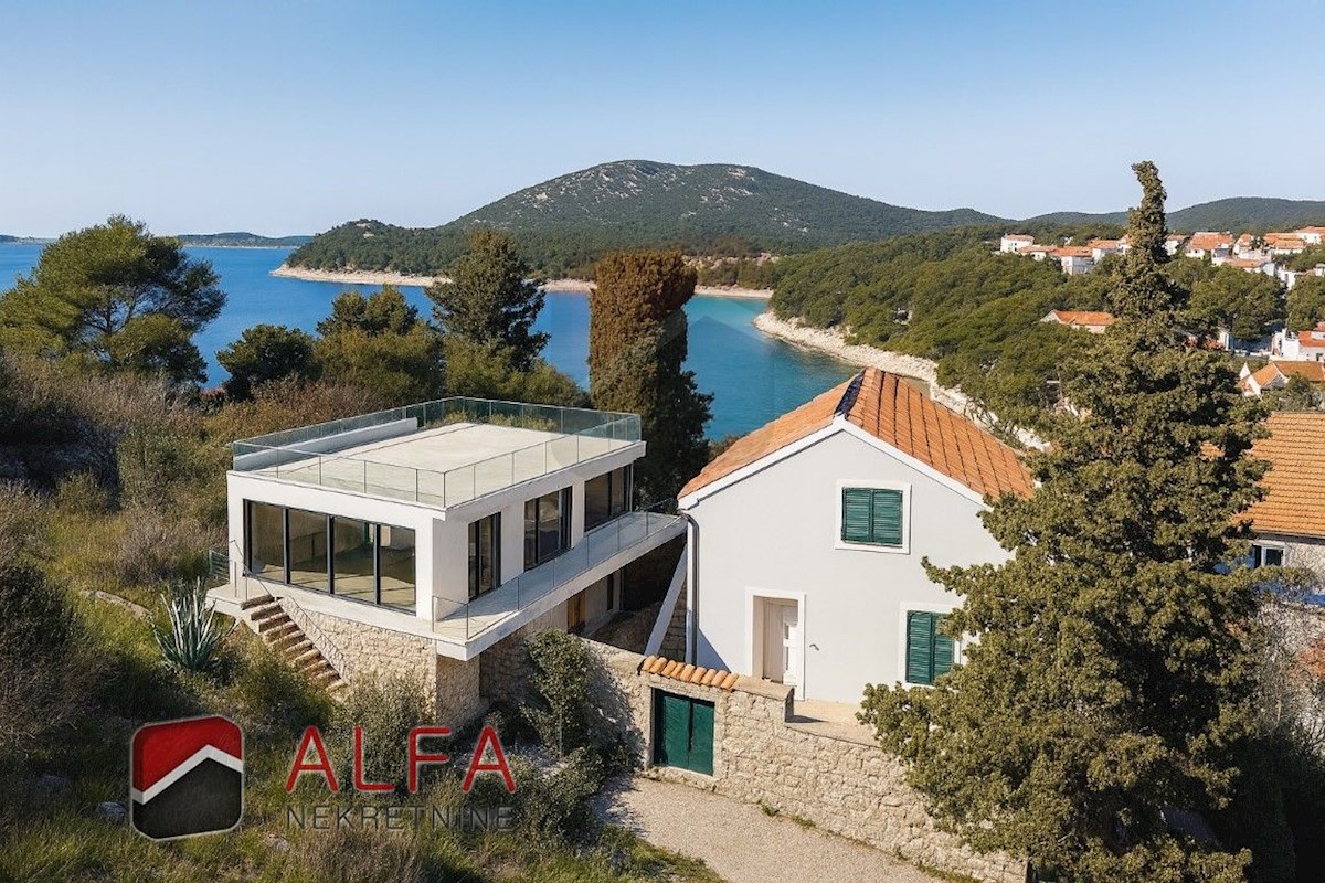 Hrvaška, Tribunj – prodaja dve sosednji hiši s panoramskim pogledom na morje