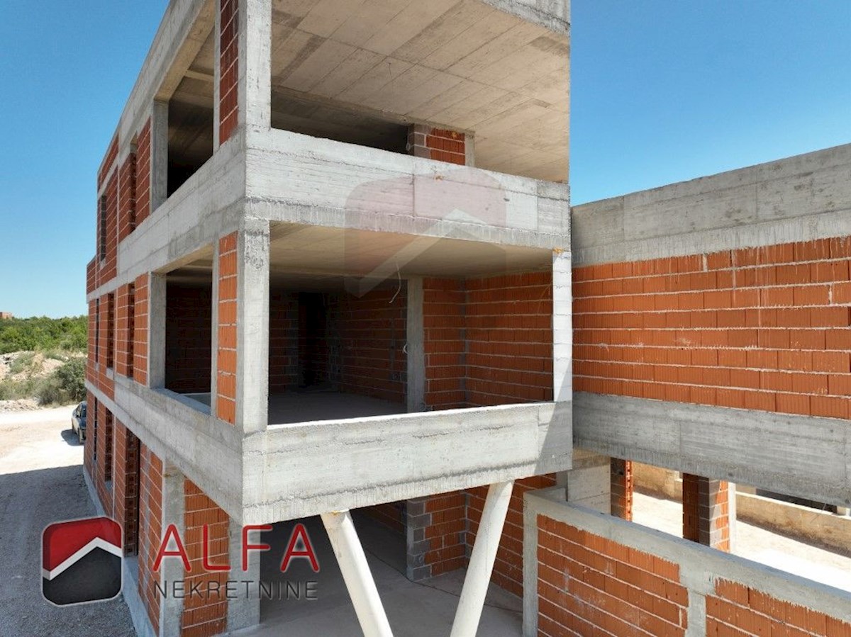 Hrvaška, Vodice, prodaja novo stanovanje, prvo nadstropje, pogled na morje