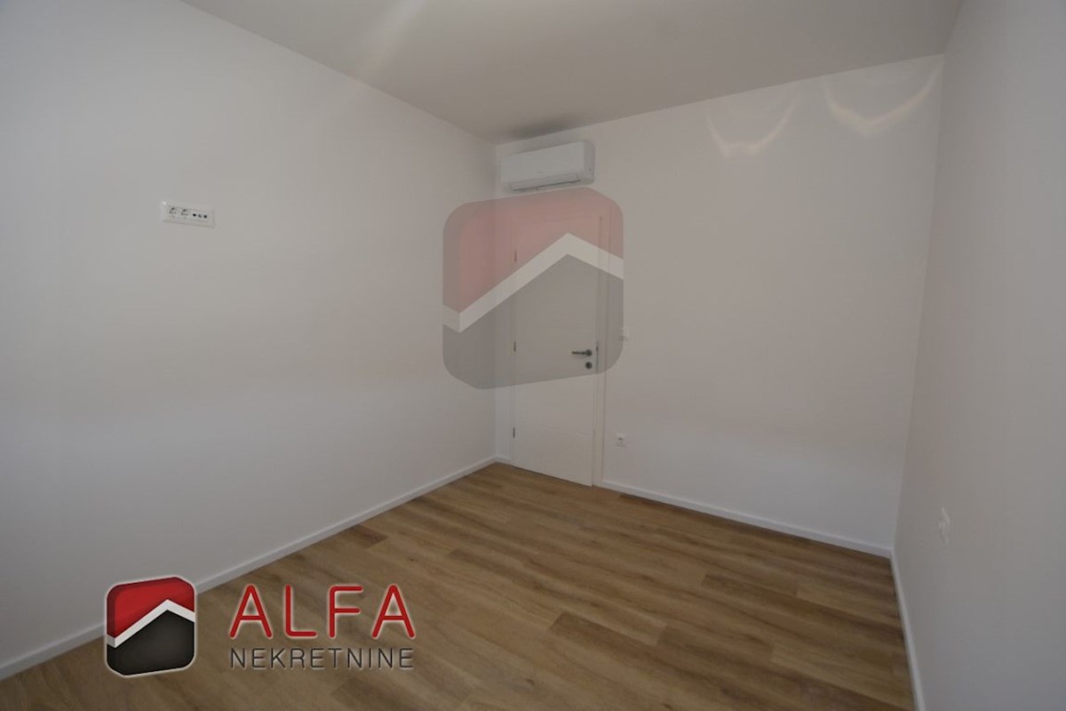 Hrvaška, Vodice, prodamo nov dvosobni apartma, prvo nadstropje, pogled na morje