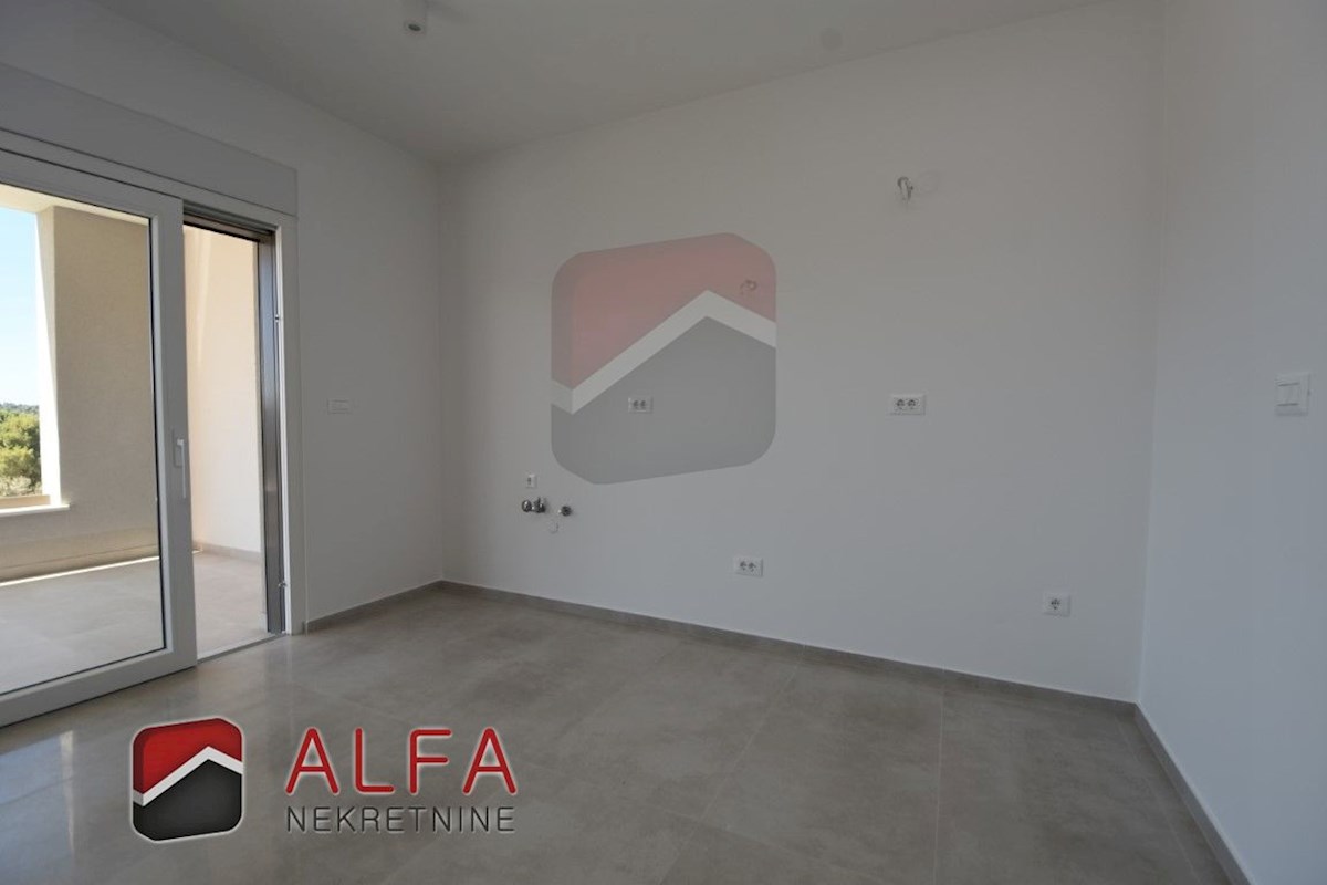 Hrvaška, Vodice, prodamo nov dvosobni apartma, prvo nadstropje, pogled na morje