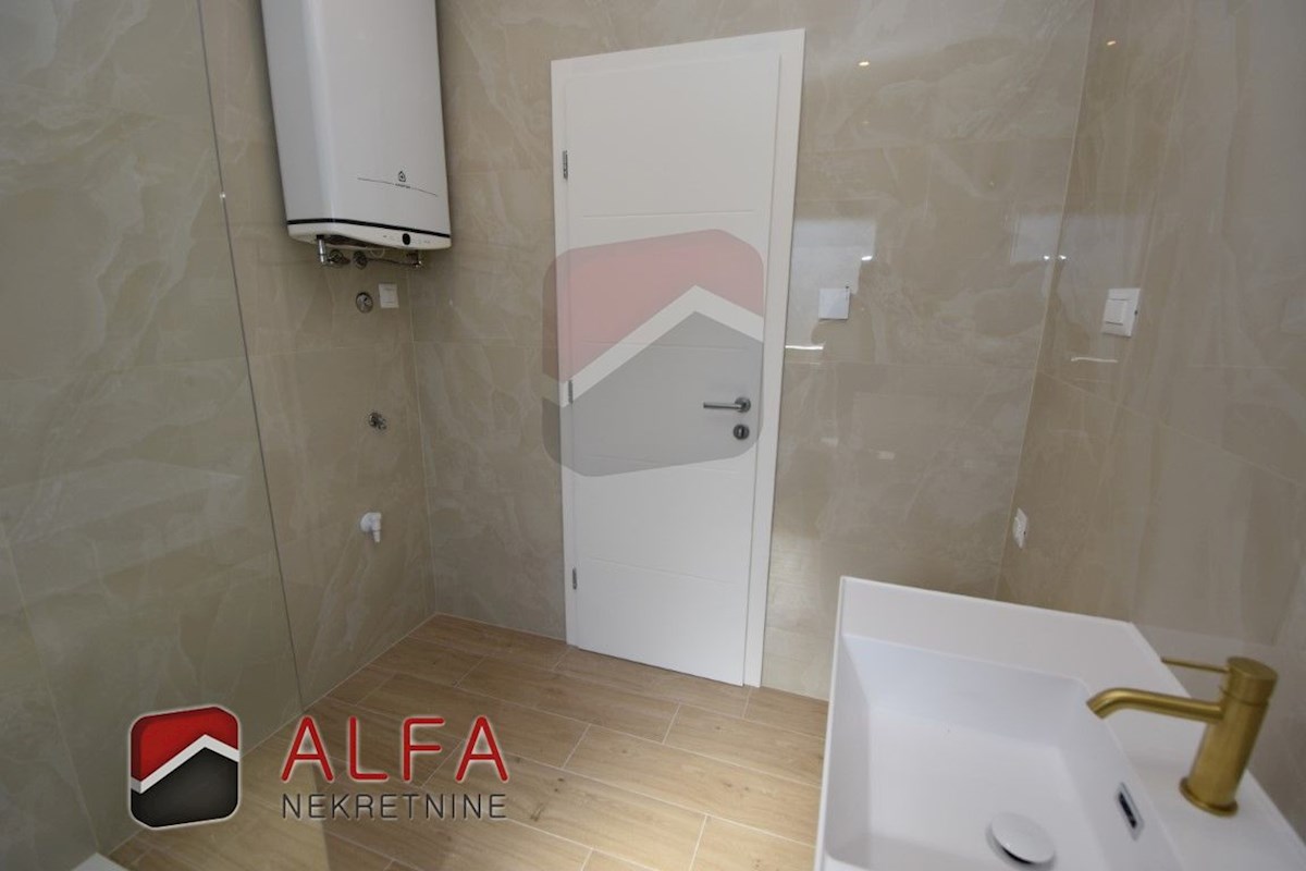 Hrvaška, Vodice, prodamo nov dvosobni apartma, prvo nadstropje, pogled na morje