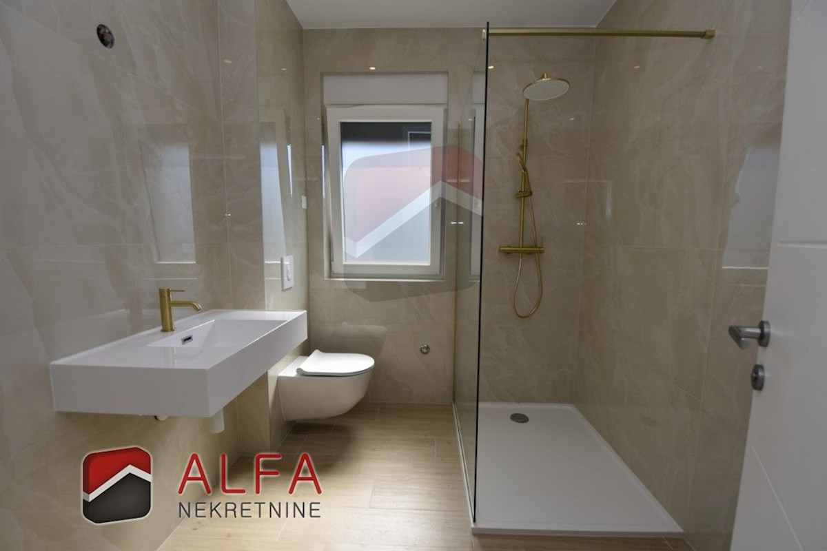 Hrvaška, Vodice, prodamo nov dvosobni apartma, prvo nadstropje, pogled na morje