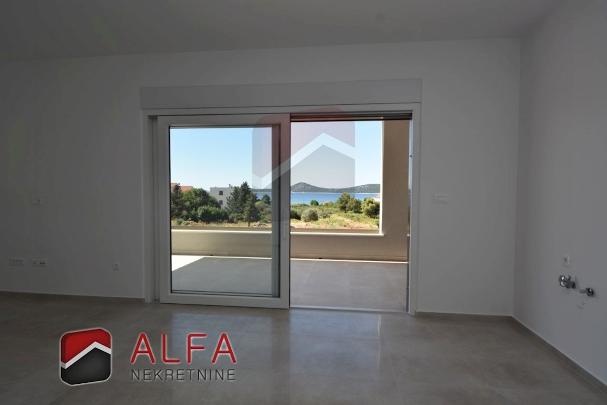 Hrvaška, Vodice, prodamo nov dvosobni apartma, prvo nadstropje, pogled na morje