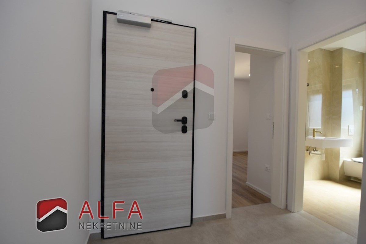 Hrvaška, Vodice, prodamo nov dvosobni apartma, prvo nadstropje, pogled na morje