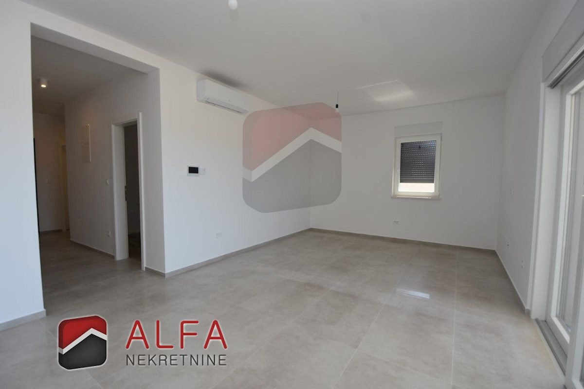 Hrvaška, Vodice, prodamo nov dvosobni apartma, prvo nadstropje, pogled na morje