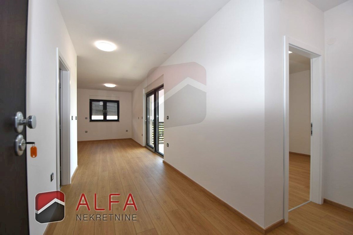Hrvaška, Vodice, prodamo nov dvosobni apartma, prvo nadstropje