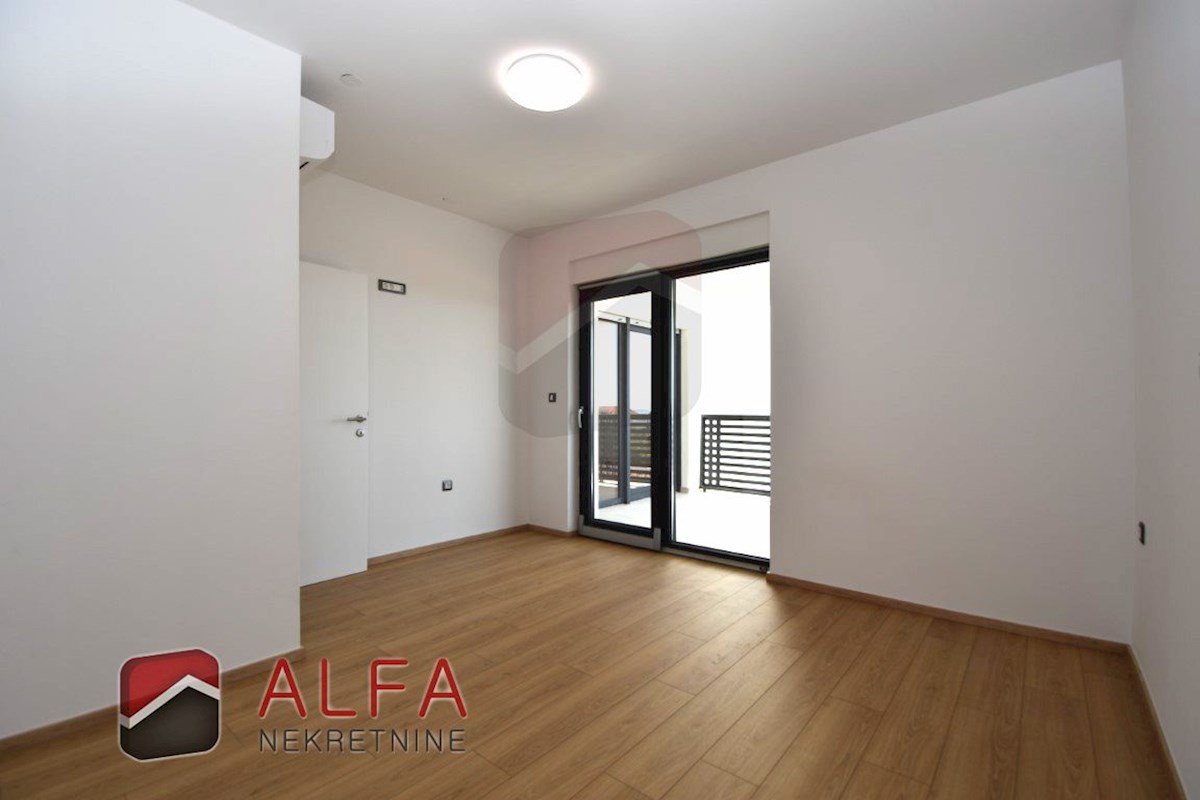 Hrvaška, Vodice, prodamo nov dvosobni apartma, prvo nadstropje