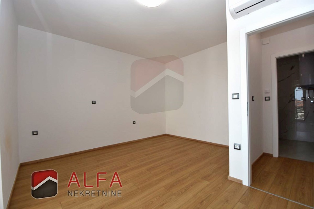 Hrvaška, Vodice, prodamo nov dvosobni apartma, prvo nadstropje