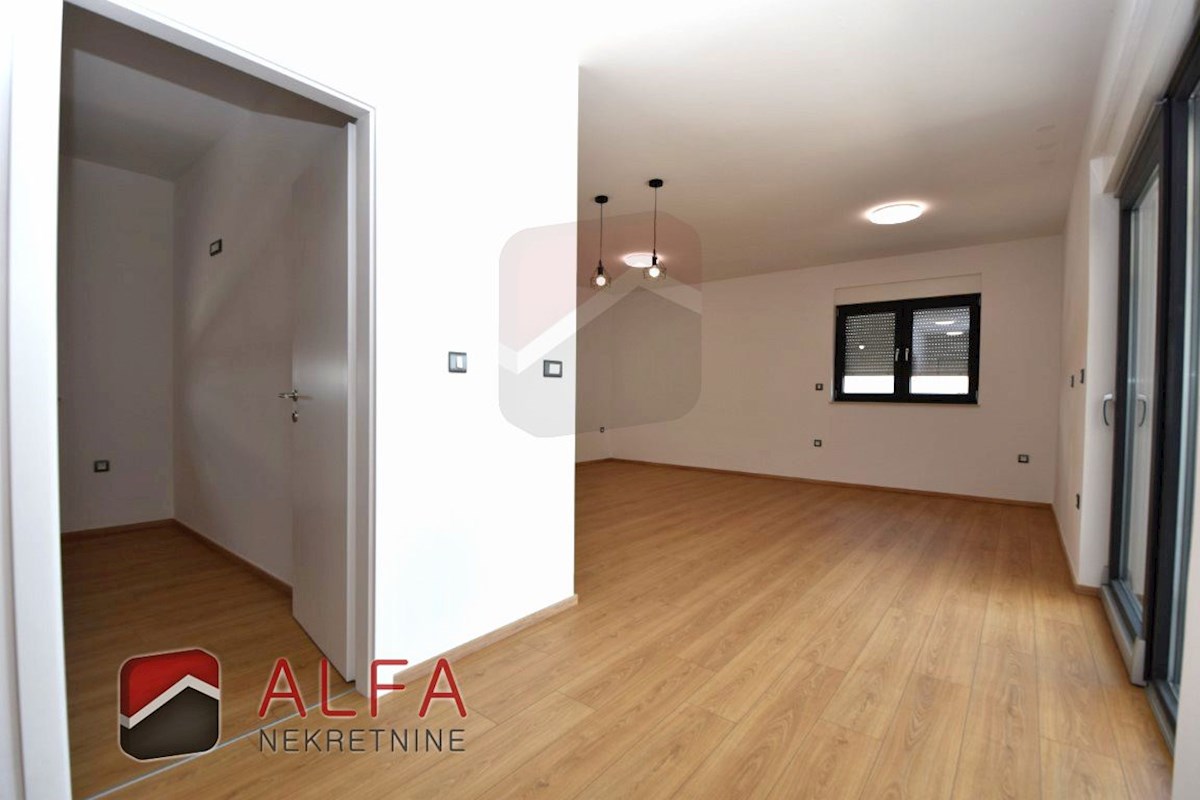 Hrvaška, Vodice, prodamo nov dvosobni apartma, prvo nadstropje