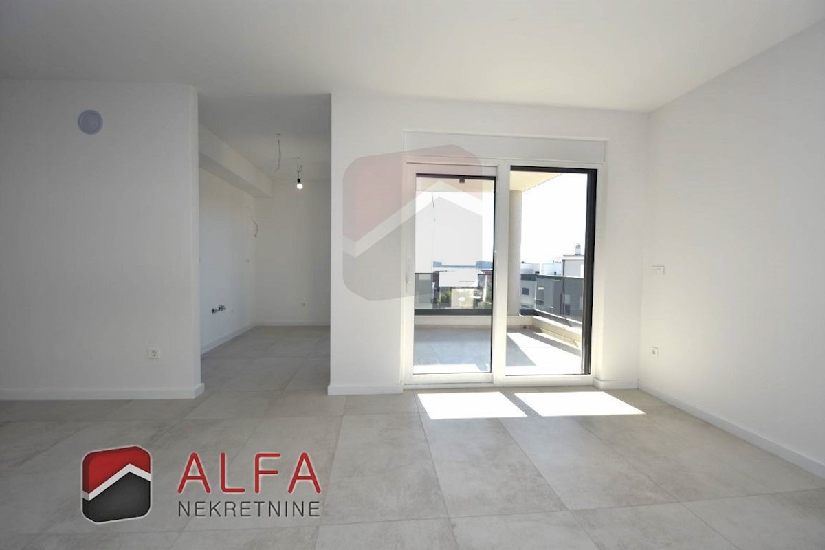 Hrvaška, Vodice, novogradnja - dvosobno stanovanje, pogled na morje, drugo nadstropje