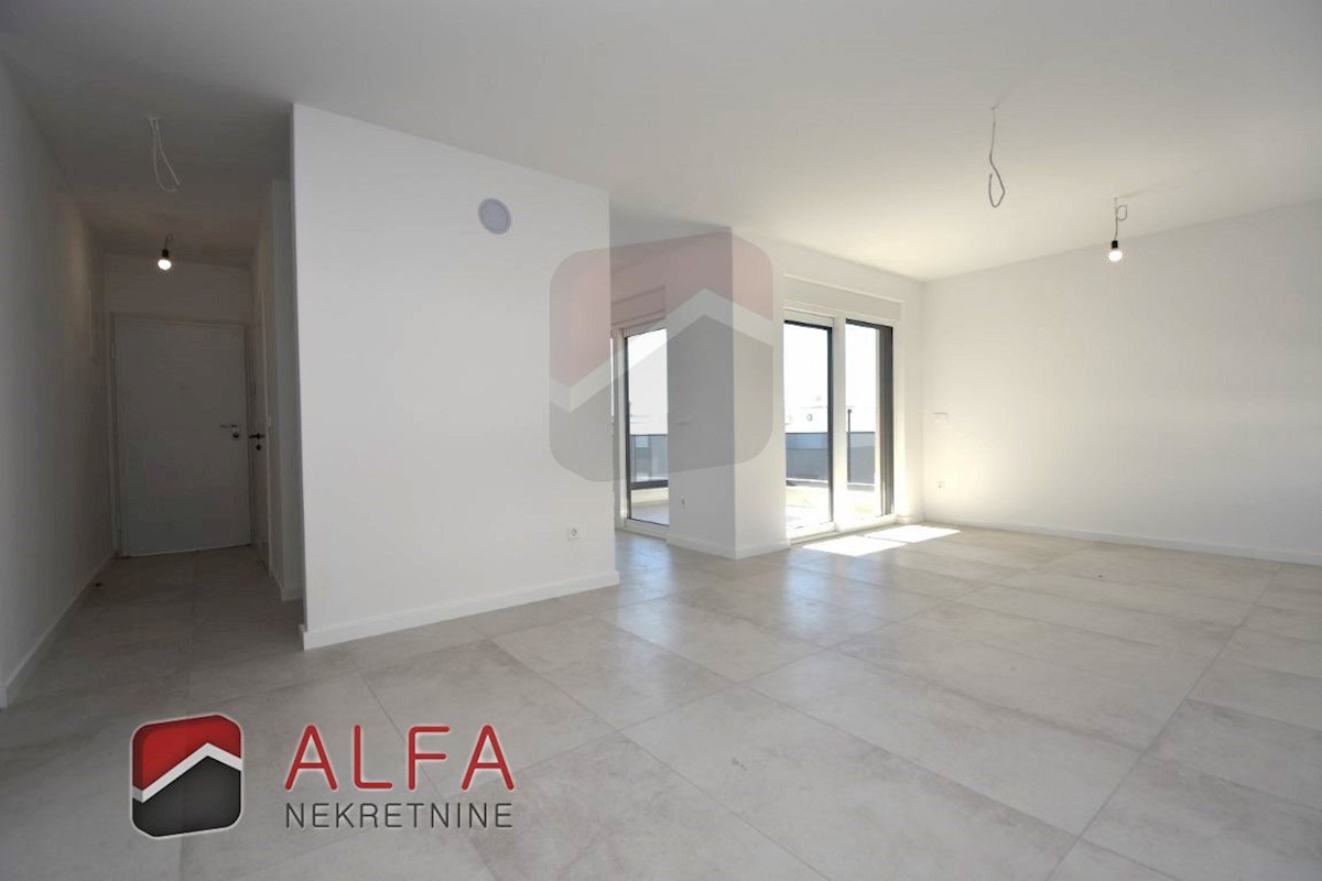 Hrvaška, Vodice, novogradnja - dvosobno stanovanje, pogled na morje, drugo nadstropje