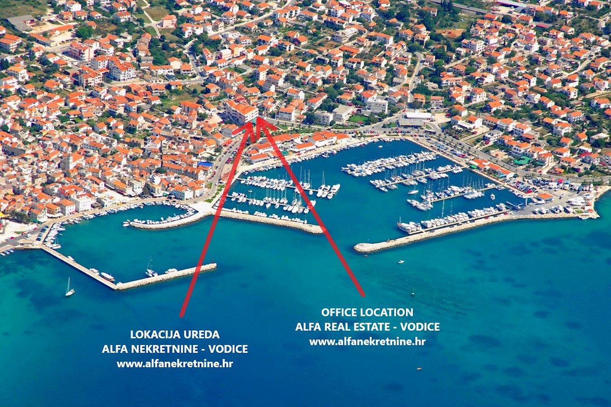 Hrvaška, Vodice, Srima, ATRAKTIVNO, prodamo lep luksuzni penthouse s strešno teraso in panoramskim pogledom na morje