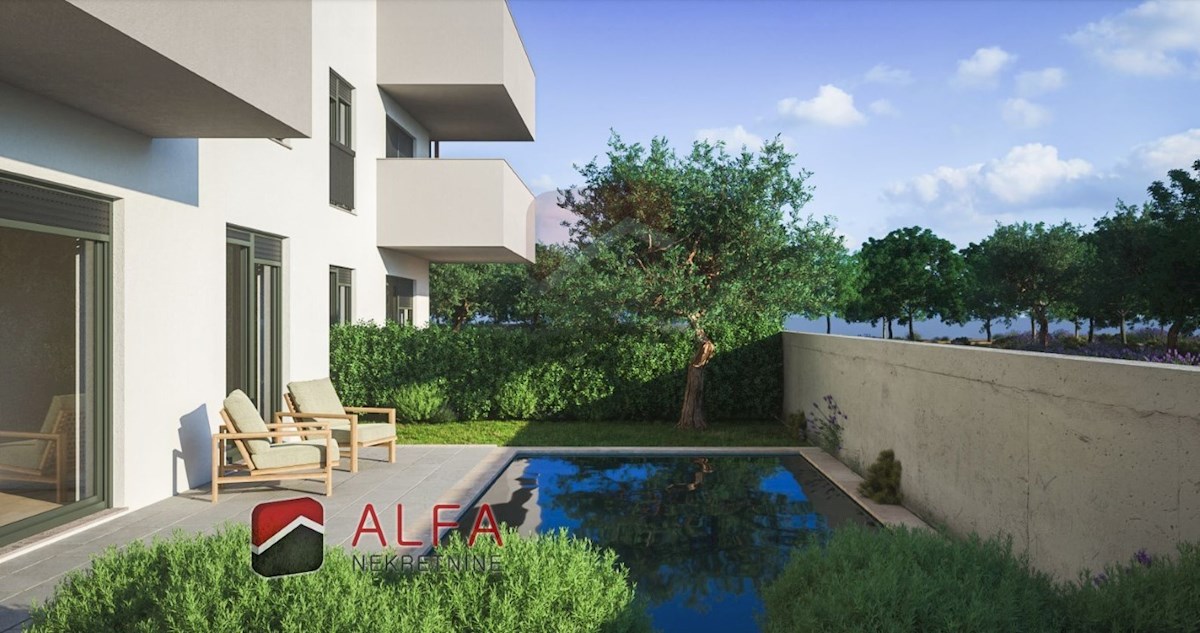 Hrvaška, Vodice, novogradnja, prodamo udobno stanovanje v pritličju, z bazenom in vrtom