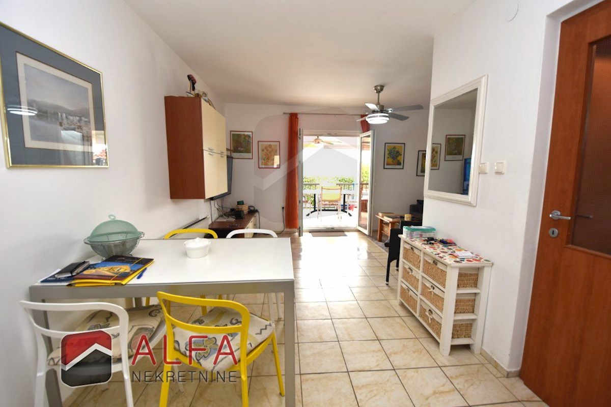 Hrvaška, Jadrija – prodaja dvojna družinska hiša, vrt in majhen bazen