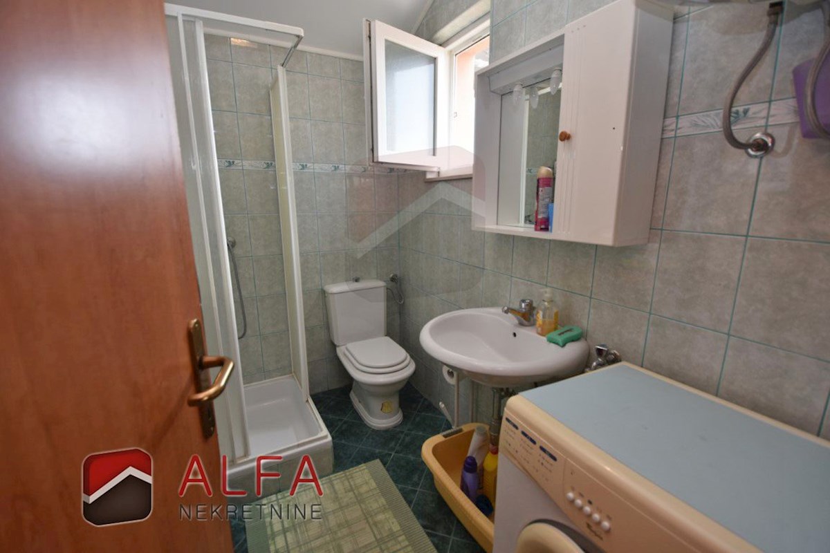 Hrvaška, Jadrija – prodaja dvojna družinska hiša, vrt in majhen bazen