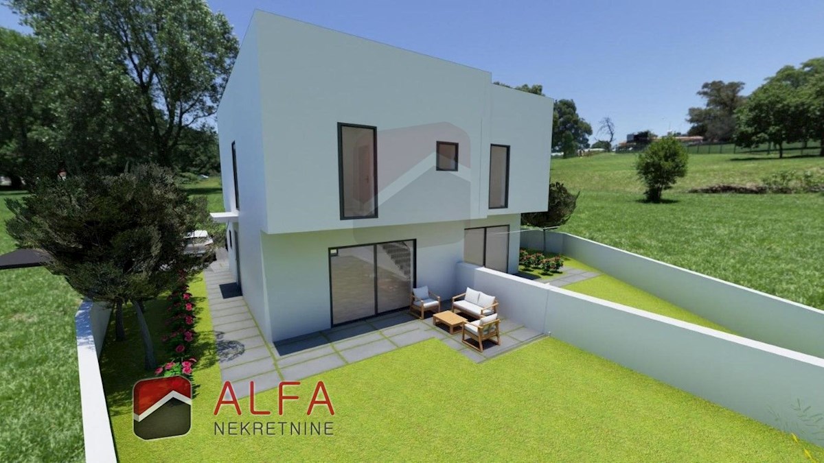 Hrvaška, Vodice – prodaja nova polpritlična dvonadstropna hiša z lastnim vrtom