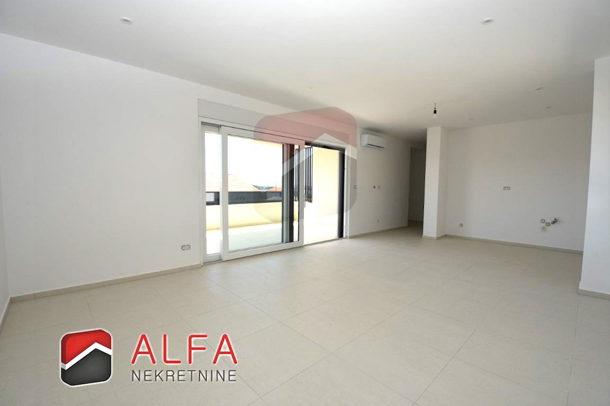 Hrvaška, Vodice, prodamo nov dvosobni apartma, prvo nadstropje, pogled na morje