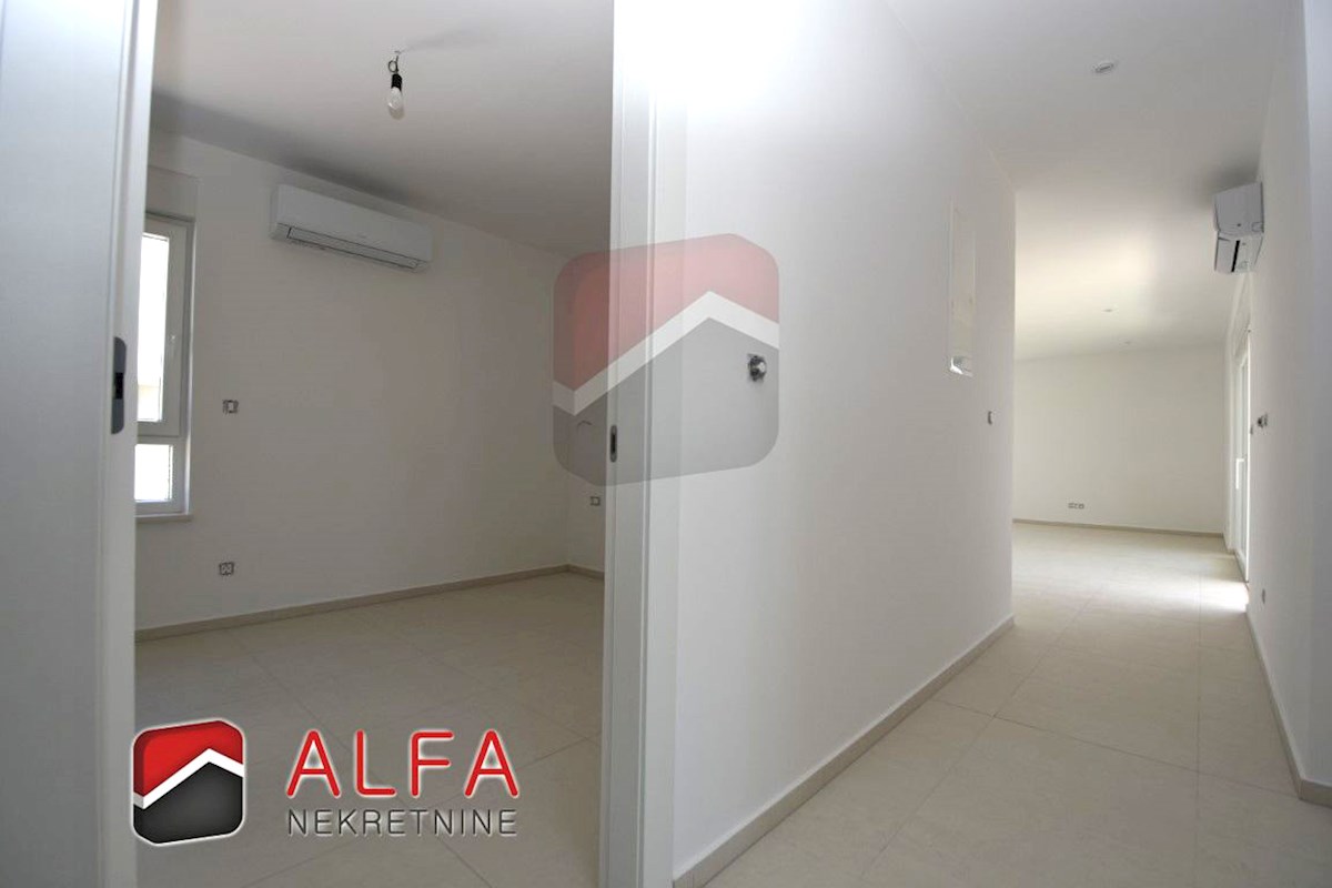 Hrvaška, Vodice, prodamo nov dvosobni apartma, prvo nadstropje, pogled na morje