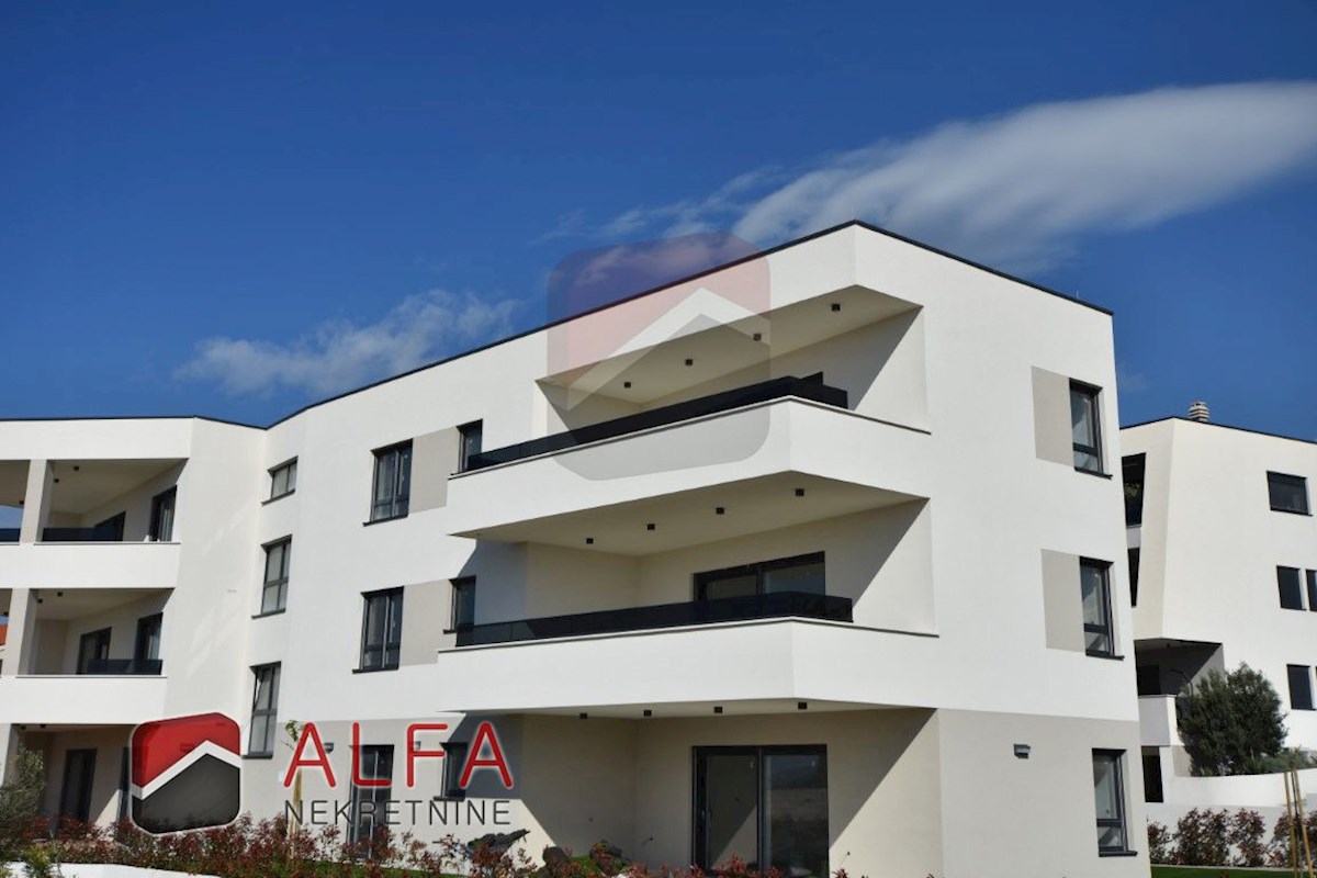 Hrvaška, Vodice, prodamo nov dvosobni apartma, prvo nadstropje, pogled na morje