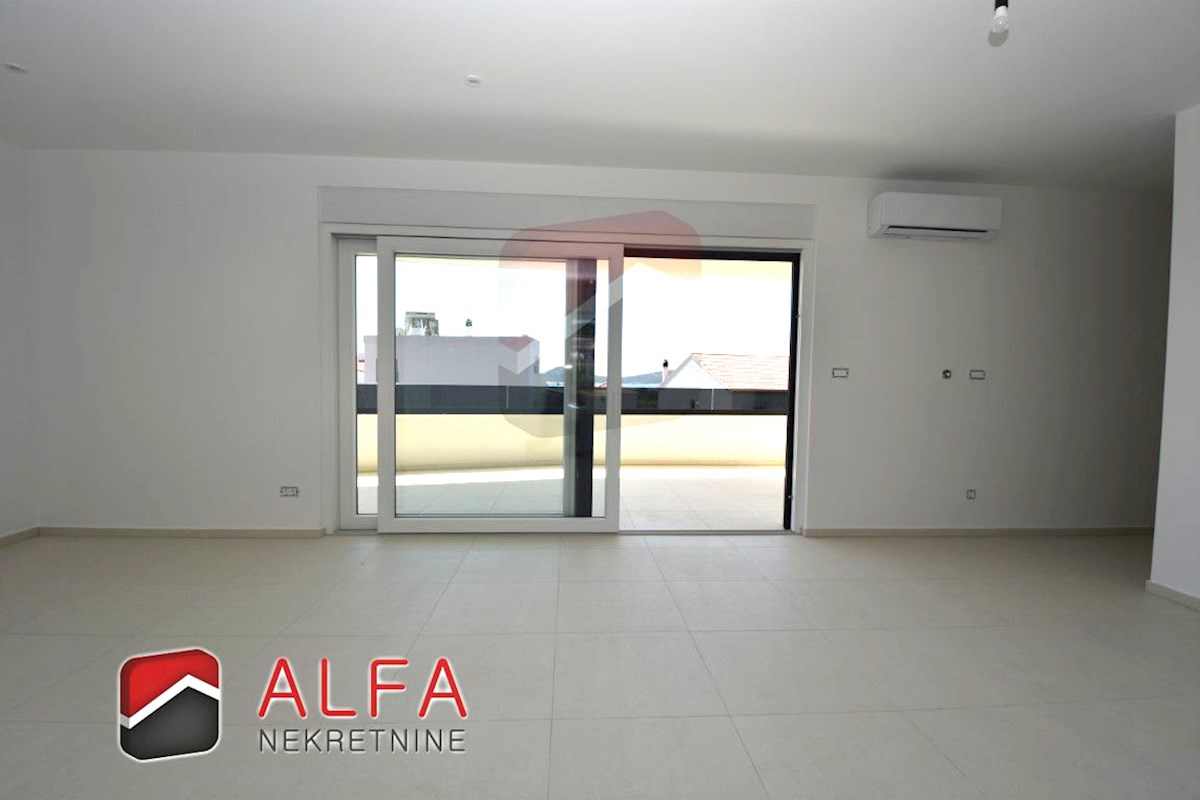 Hrvaška, Vodice, prodamo nov dvosobni apartma, prvo nadstropje, pogled na morje