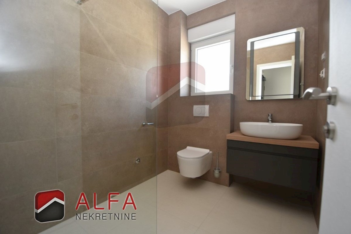 Hrvaška, Vodice, prodamo nov dvosobni apartma, prvo nadstropje, pogled na morje