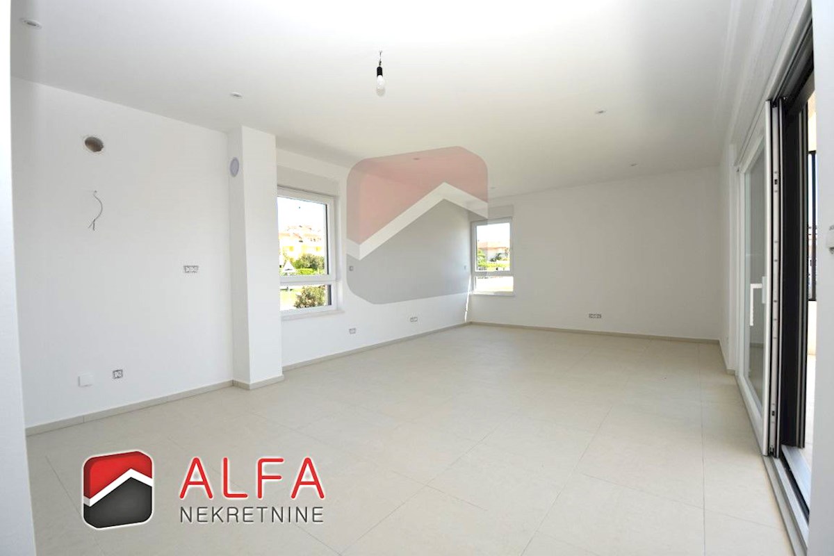 Hrvaška, Vodice, prodamo nov dvosobni apartma, prvo nadstropje, pogled na morje