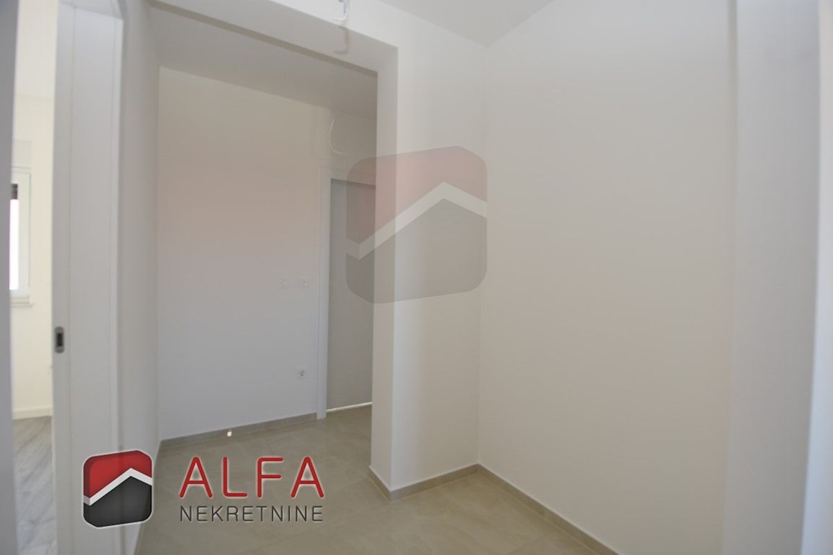 Hrvaška, Vodice – prodaja novo udobno stanovanje, drugo nadstropje, talno ogrevanje