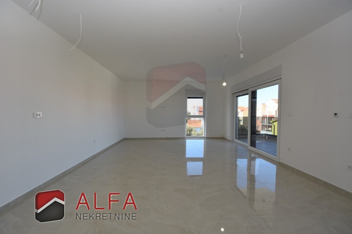 Hrvaška, Vodice – prodaja novo udobno stanovanje, drugo nadstropje, talno ogrevanje