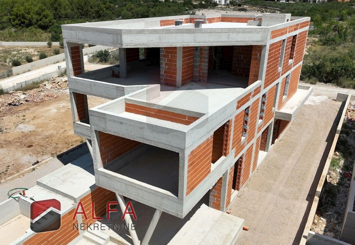 Hrvaška, Vodice, prodaja penthouse, drugo nadstropje, panoramski pogled na morje