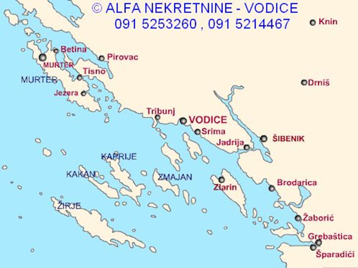 Hrvaška, Tribunj, prodamo veliko stanovanje z dvoriščem v pritličju