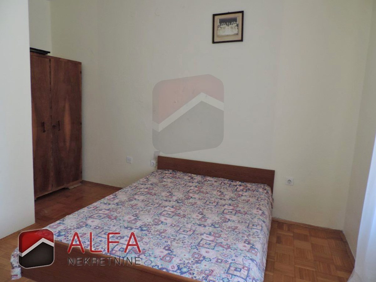Hrvaška, otok Prvić, Šepurine, prodaja stara kamnita hiša s pogledom na morje