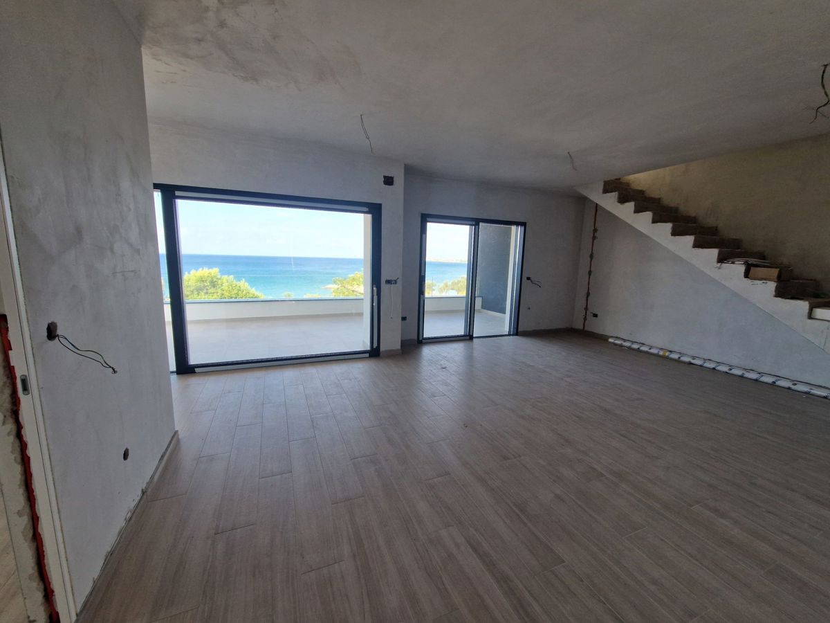 Stanovanje Zaton, Nin, 137m2