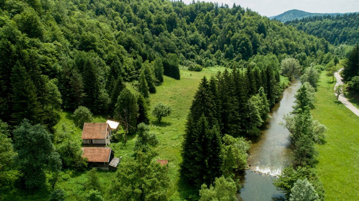 Hiša Gomirje, Vrbovsko, 100m2