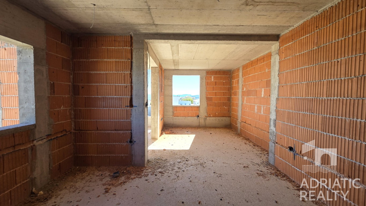 Vodice, udobno stanovanje s pogledom na morje