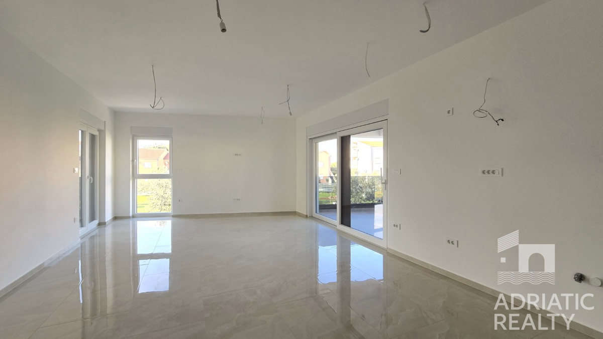 Vodice, sodoben dvosobni stanovanje na mirni lokaciji