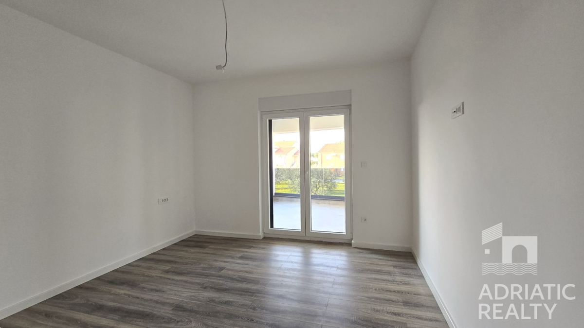 Vodice, sodoben dvosobni stanovanje na mirni lokaciji