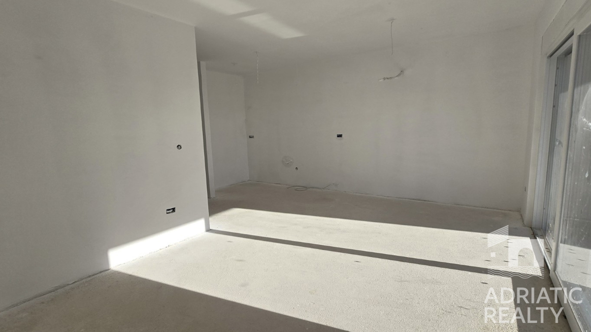 Vodice, moderni dvoetažni apartma s pogledom na morje, 110,31 m2