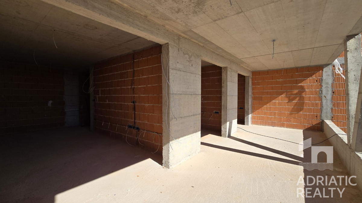 Vodice, dvosobno stanovanje z razgledom na morje