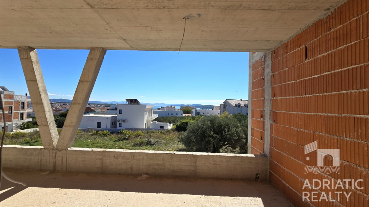 Vodice, dvosobno stanovanje z razgledom na morje