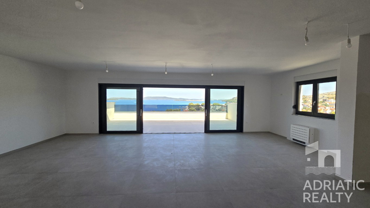 Žaborič, dvosobno ali trisobno penthouse stanovanje z osupljivim pogledom na morje