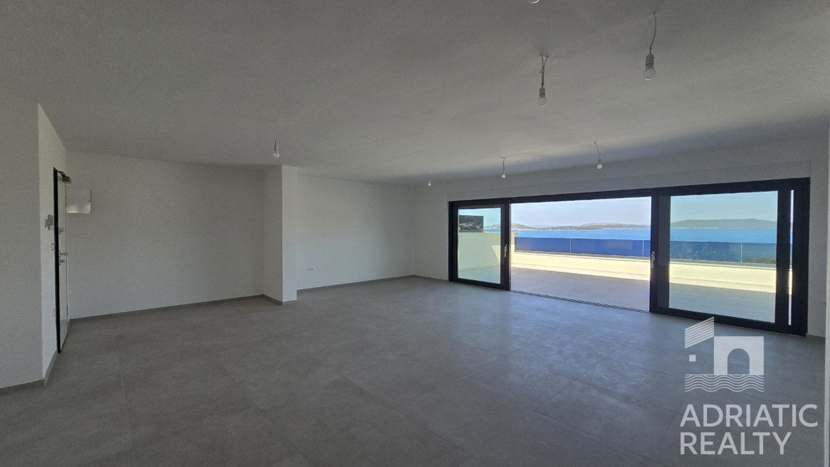 Žaborič, dvosobno ali trisobno penthouse stanovanje z osupljivim pogledom na morje