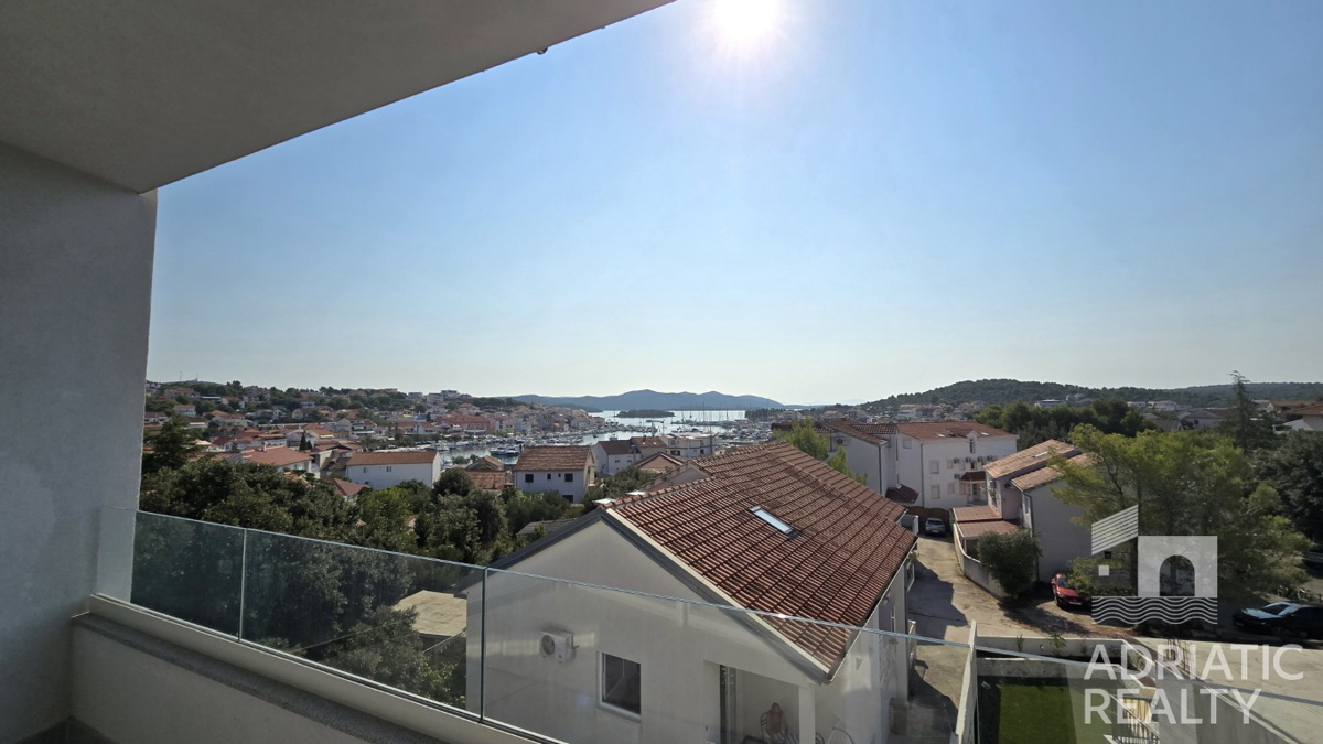 Jezera, otok Murter, dvosobno stanovanje z razgledom na morje, takoj vseljivo