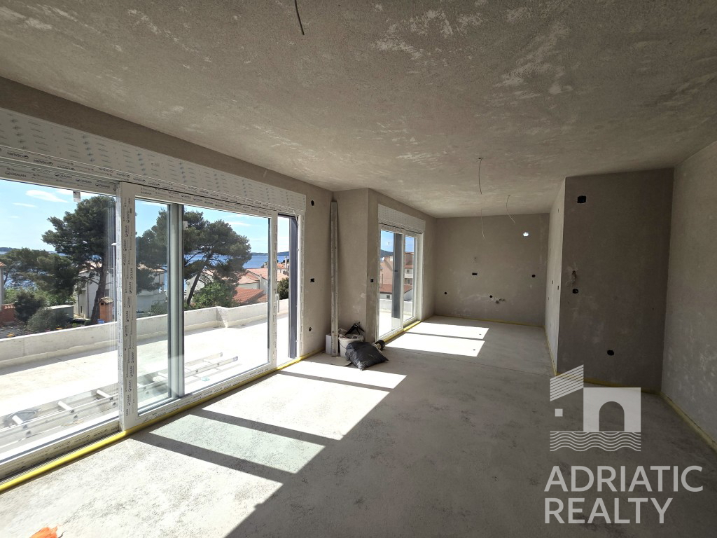 Brodarica, čudovit trosoben penthouse, 136,27 m2, pogled na morje