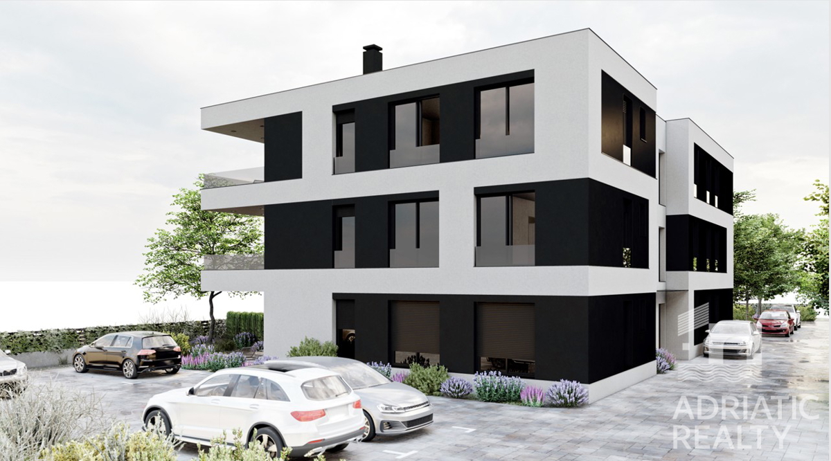 Srima, trisobno stanovanje z veliko teraso in vrtom 196,80 m2