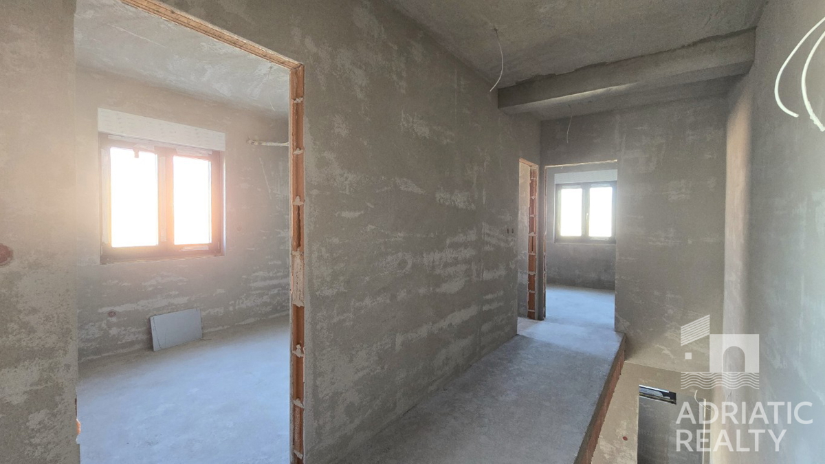 Vodice, moderna in funkcionalna hiša na mirni lokaciji